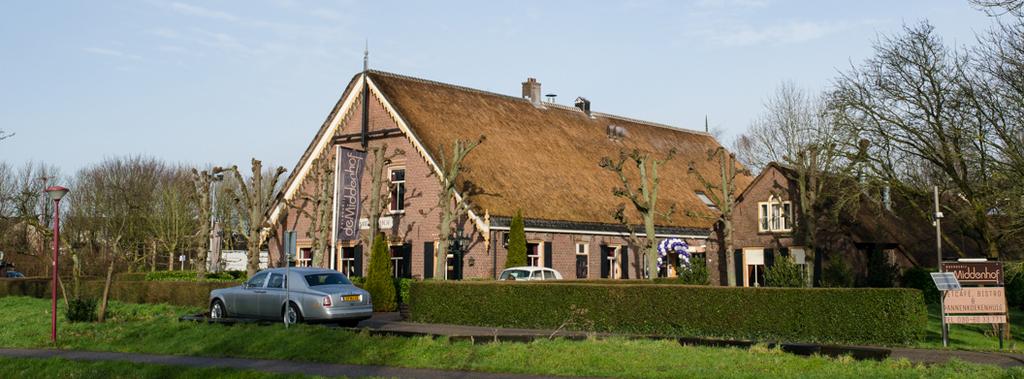 (tramhalte 3 minuten lopen vanaf de boerderij). Dan bent u bij Boerderij de Middenhof op de goede plaats!. De boerderij heeft vergaderruimtes beschikbaar van 5 tot 150 personen.