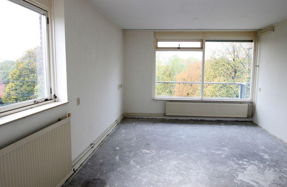 Appartement Entree/hal. Stookruimte voorzien van Remeha Avanta CV-combi ketel.