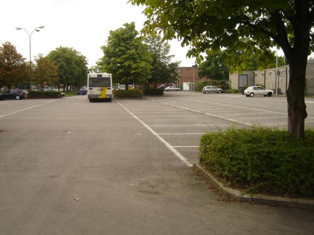 Makkelijk bereikbaar Parking Universiteitsplein