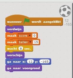 Als de groene vlag wordt ingedrukt verdwijnt de bal, we wachten 8 seconden, dan wordt de scoreteller en de ballenteller op 0 en 15 gezet, de bal verschijnt op zijn startpositie (in het midden van de