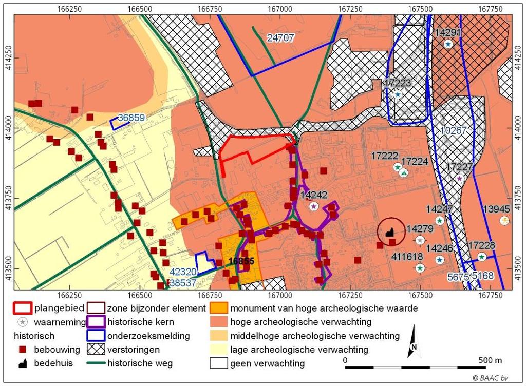 het plangebied zijn bij het graven van een sloot scherven gevonden uit zowel de ijzertijd, de Romeinse tijd, de vroege- en late middeleeuwen als de nieuwe tijd.