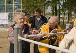 Als vooropleiding is een cursus Meer Bewegen voor Ouderen of gelijkwaardig vereist. Als onderdeel van de opleiding wordt concreet met een groep ouderen op de betreffende toestellen geoefend.