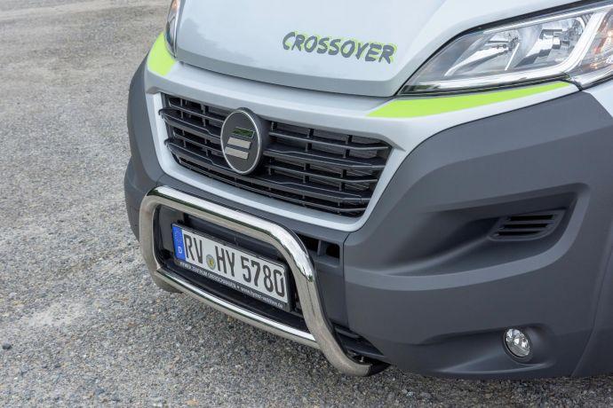 De HYMERCAR op Fiat-chassis biedt standaard een elektrische trede om gemakkelijk in en uit