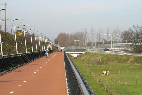 Expertenworkshop Interstedelijke Mobiliteit Stelling 4: Hoogwaardige interstedelijke fietssnelwegen vormen een ontbrekend netwerk.