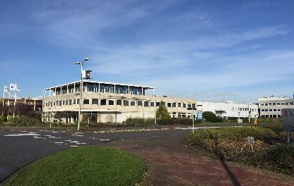 Plaats Vianen. Adres Lange Dreef 10. Omschrijving Het betreft hier een representatief bedrijfs-/ kantoorgebouw gelegen op een zichtlocatie.