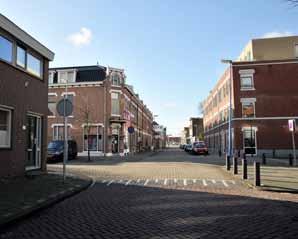 De wijk bestaat onder andere uit de bebouwing aan en in de omgeving van de Stationsstraat, Fenacoliuslaan, Johan Evertsenlaan en Van Speykstraat.