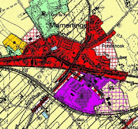 2.1. Kadastrale situatie De percelen binnen de verkaveling zijn kadastraal gekend Ieper 12de afdeling Vlamertinge, sectie B nummers 168 f ; 168 c/2 ; 171 f en 172 f. 2.2. Juridisch planologische