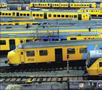 Beleidsregel ProRail : Doorgaand treinverkeer of vergunningplicht (2013) Doel: Uniforme toewijzing aan doorgaand spoor of de inrichting (vergunning) afspraken toedeling activiteiten aan doorgaand