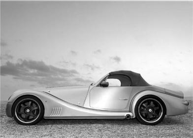 Morgan Aero8 Morgan AeroMax 4-seater Verdere informatie over de Morgan kunt u via de website www.morgan-cars.nl verkrijgen.