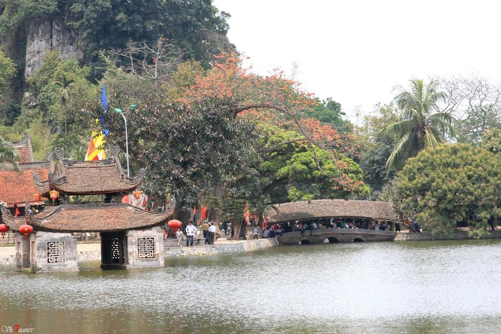 7. Chùa Thầy (Thay Tempel) Hanoi. Het is een van de oudste boeddhistische tempels in Vietnam.