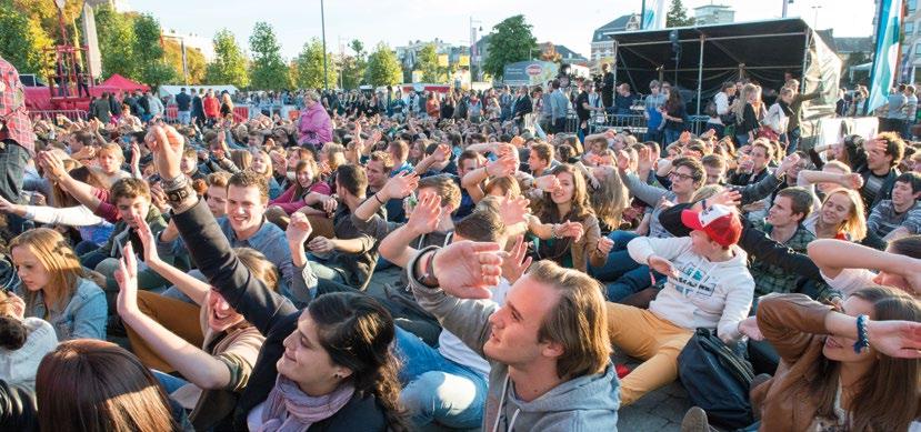 En in Hasselt is er het Dusartplein, waar je al wel eens te lang blijft plakken.