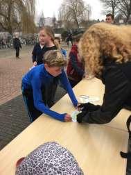 Deze trainingsuren werden gegeven door vader Van der Vliert, meester Martijn en meester Korpershoek.