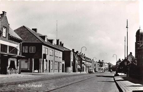 Ansichtkaart Hoofdstraat te Best (ongeveer 1955).