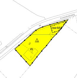 Dit is ook in de bouwvergunning opgenomen. Daarmee is het huisvesten van dieren ook planologisch toegestaan. De betreffende schuur kan niet worden aangemerkt als hulpgebouw.