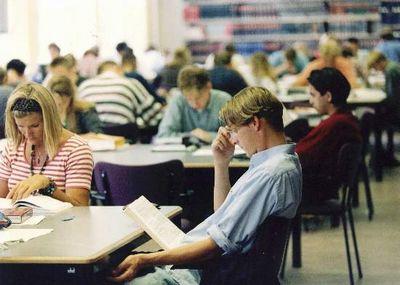 Onderwijsfabrieken verdwijnen Onderwijs