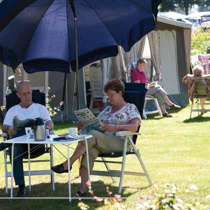 Speciaal voor senioren Natuurlijk zijn alle opa s en oma s dol op hun kleinkinderen. En natuurlijk is het fantastisch om een paar dagen met de kleinkinderen op de camping te staan.