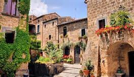 Lezing Toscane en Cinque Terre Donderdag 5 okt 2017. Om 14.30 uur gaan we (door middel van een lezing van Guus Reinartz) op reis naar Toscane, in de Brasserie van Thermae Son.