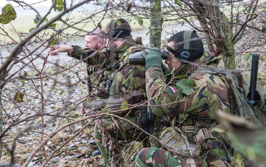 WERK EN INKOMEN OP 24 NOVEMBER WORDT DE UITKOMST VAN ACHTERBANRAADPLEGING BEKEND Benadrukt wordt dat het niet is toegestaan personeel te belasten met bereikbaarheid en beschikbaarheid buiten de