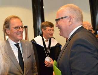 Uitreiking Benelux Europaprijs met tal van prominenten in stadhuis GEPUBLICEERD OP: 19-11-2016 GEWIJZIGD OP: 20-11-2016 Printerversie Zaterdagmiddag 19 november 2016 werd in het bestuurscentrum van