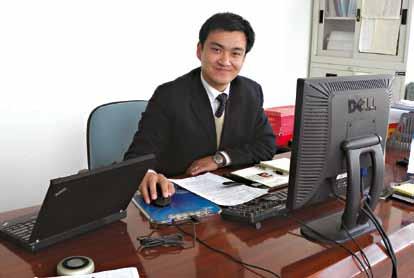 1 R&D Department 1) Hongchun Gu is algemeen manager van de afdeling R&D.