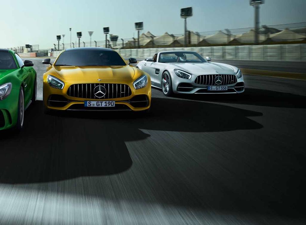 7 Handcrafted by racers. Van de Mercedes-AMG GT3 tot de Mercedes-AMG GT Roadster zijn alle modellen van de Mercedes-AMG GT-familie afkomstig uit de autosport.