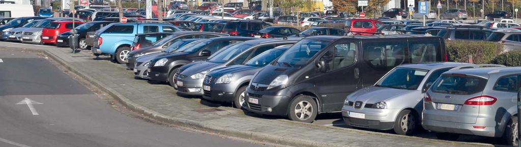 22 Transitparkings, Park & Ride Een «Park & Ride» (P&R of P+R) is een parking waar automobilisten hun wagen kunnen parkeren om hun reisweg verder te zetten met het openbaar vervoer (tram, metro,