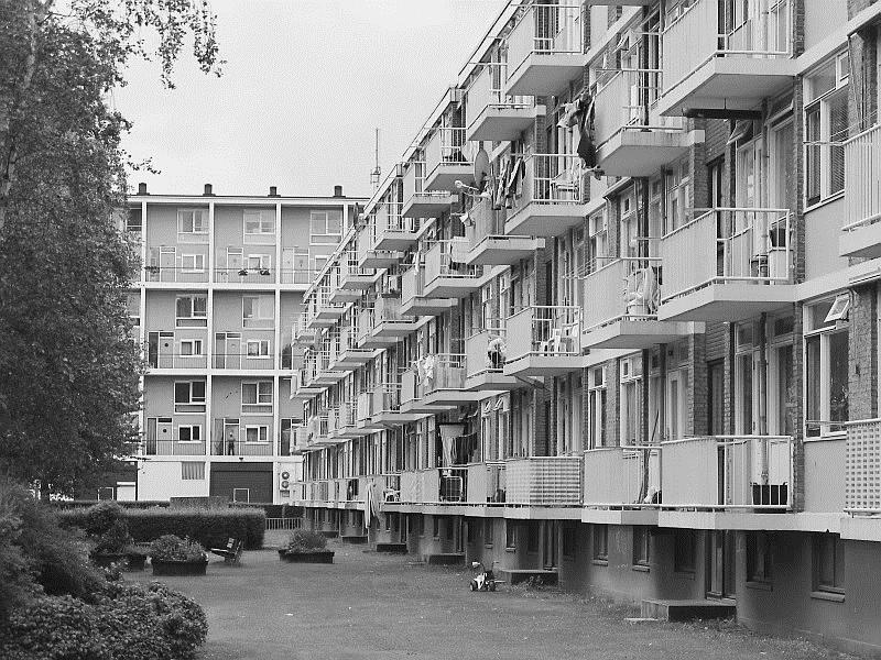 bron 3 Den Haag Escamp Den Haag Escamp is een stadsdeel in Den Haag dat meerdere wijken omvat. Drie van deze wijken vormen samen Den Haag Zuidwest.