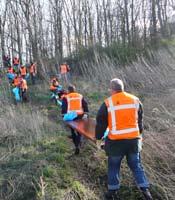 met transporteurs uit de regio. Het enige wat u zelf nog moet doen, is ervoor zorgen dat het zwerfvuil op uw terrein wordt verzameld.