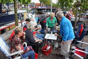 Probleemloos bereiken we de GMC haven, waar we worden verwelkomd en door de dienstdoende havenmeester naar de lange steiger gedirigeerd.