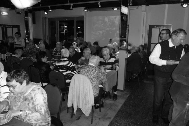 Winterbuffet Het was weer gezellig in de Fendertse Hoeve op vrijdagavond 10 februari,waar wel 80 leden van onze vereniging samengekomen waren voor het jaarlijks