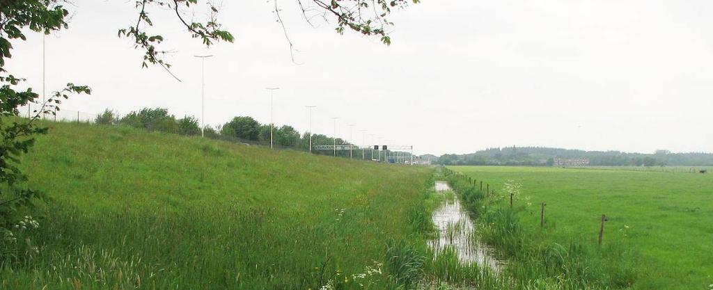 De Utrechtse Heuvelrug heeft vanwege bijzondere waarden en functies voor natuur, landschap, cultuurhistorie en recreatie de status Provinciaal Landschap. Arkemheen-Eemland is ook Nationaal Landschap.