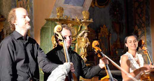 Vooraf gaf Peter François een korte toelichting over Servais en diens Fantaisie Burlesque. Cellokisten in het alpenlandschap Het festival opende op zaterdag 9 juli met een barokprogramma.