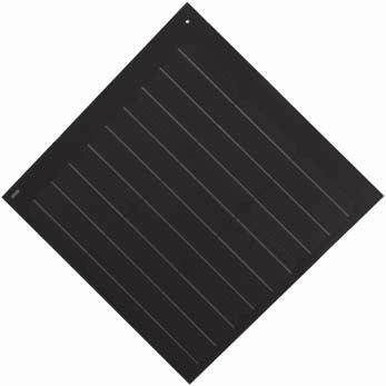 Premium-Black-Quad- PV-dakshindle met zwarte cellen, zichtbare, fi jne, zilverstrepen Cellen: Monokristallijn Het beste dak ter wereld is het dak dat het