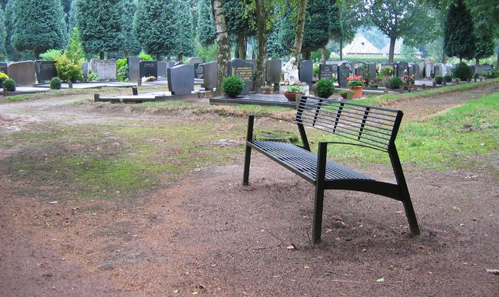 Uitgifte van graven, urnengraven en urnennissen Er worden momenteel nieuwe graven uitgegeven op de begraafplaats Nunspeet- West en de begraafplaats aan de Uddelerweg 72 in Elspeet.