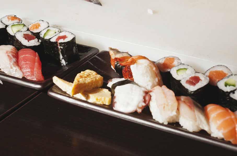 De vis moet de ster van het gerecht zijn 海鲜应为美食之星 Fabrieksreportage 报导 In restaurant Shabu Shabu in Haarlem weten ze wel hoe ze sushi moeten maken.