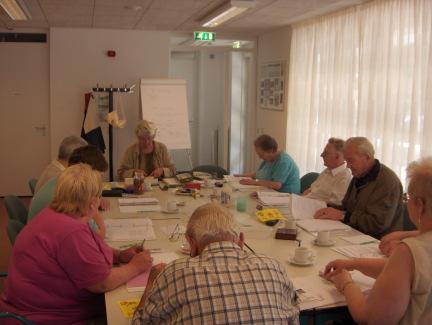 Hoofdstuk 7 Participatie: vrijwilligerswerk, sport en cultuur Deelname aan de (lokale) samenleving In de visie van het CDA maakt iedereen onderdeel uit van de (lokale) samenleving.