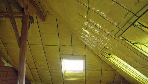 150 g/m 2 FPEDDEBHLX50 DELTA -DAWI GP Niet versterkt lucht- en dampscherm voor hellende daken. Speciale polyethyleenfolie Brandgedrag E volgens EN 13501-1 ong.