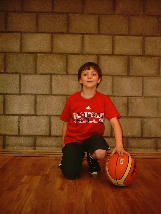 Naam: Robin Vincken Leeftijd: 9 jaar School: Sint-Martinus Hoe lang speel je al basket bij Orly?