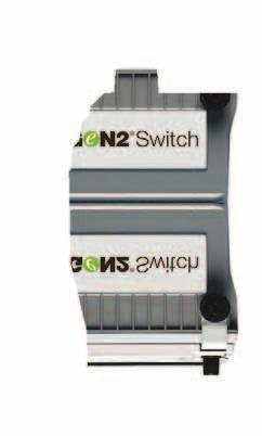 R E D E N E N Plug en play De Gen2 Switch maakt gebruik van één-fase stroomvoorziening, zodat u geen krachtstroom nodig heeft.