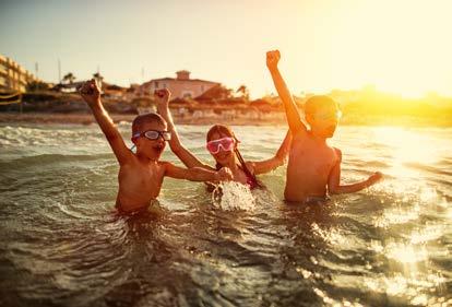 voetbalvereniging Maasdijk Wonen op steenworp afstand van zowel het strand als de stad. Wat wil je nog meer?