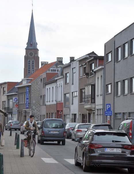 De Sint-Jansstraat is een onderdeel van een zoekroute naar gratis en lang parkeren binnen de stad en wordt gebruikt om het eenrichtingsstuk van de Driegaaienstraat te ontwijken.
