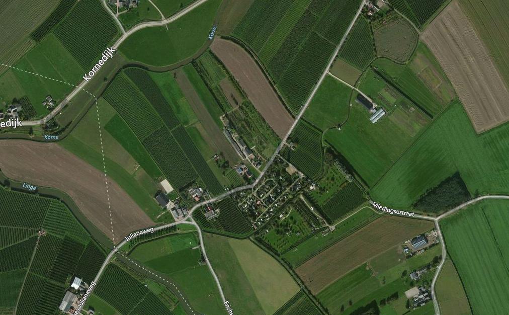 Het huidige campingterrein heeft een omvang van 6,2 ha. en biedt plaats aan tenten, caravans en stacaravans. De gewenste uitbreiding van het terrein betreft in totaal 4,5 ha.