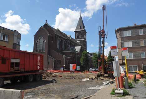 12 WEGENWERKEN Wij werken aan > Kerkplein (deel), Karel Gilsonstraat, Fabriekstraat (tot Wandelingstraat) Riolerings- en wegeniswerken FASE 1 Doorgaand verkeer