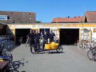 Omdat er in het huisje meestal geen beddengoed en handdoeken zijn kun je