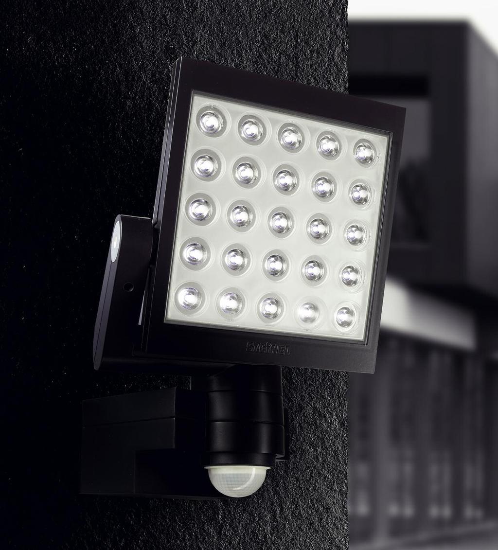 Sensor-led-spot voor buitenshuis Power-led-spot XLed 10 XLed 25 XLed-SL 10 XLed-SL 25 Onmiddellijk op daglicht lijkend licht met moderne, hoge energie-efficiëntie.