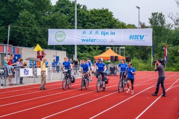 de meest voorkomende watergerelateerde problemen: Hoe kunnen mensen in ontwikkelingslanden hun zelfredzaamheid verbeteren om weerstand te bieden aan risico s van overstromingen en droogte.