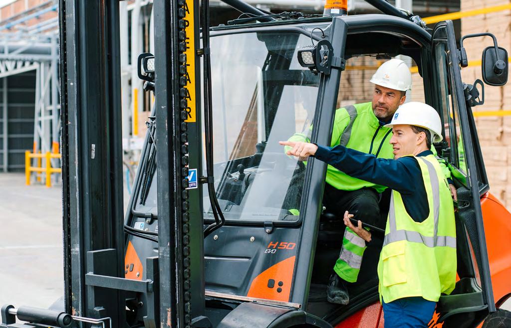 Om in de hoogte te werken, maken bedrijven gebruik van uiteenlopende hef- en hijswerktuigen en arbeidsmiddelen. Productiviteit, werkzekerheid, efficiëntie en veiligheid zijn hierbij topprioriteiten.