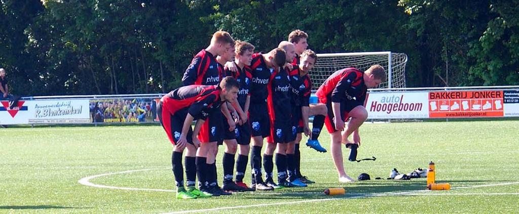 De rechterspits kreeg veel vrijheid en verschalkte keeper Robert Schoen in de korte hoek. De wedstrijd kreeg hierna een grimmiger karakter.