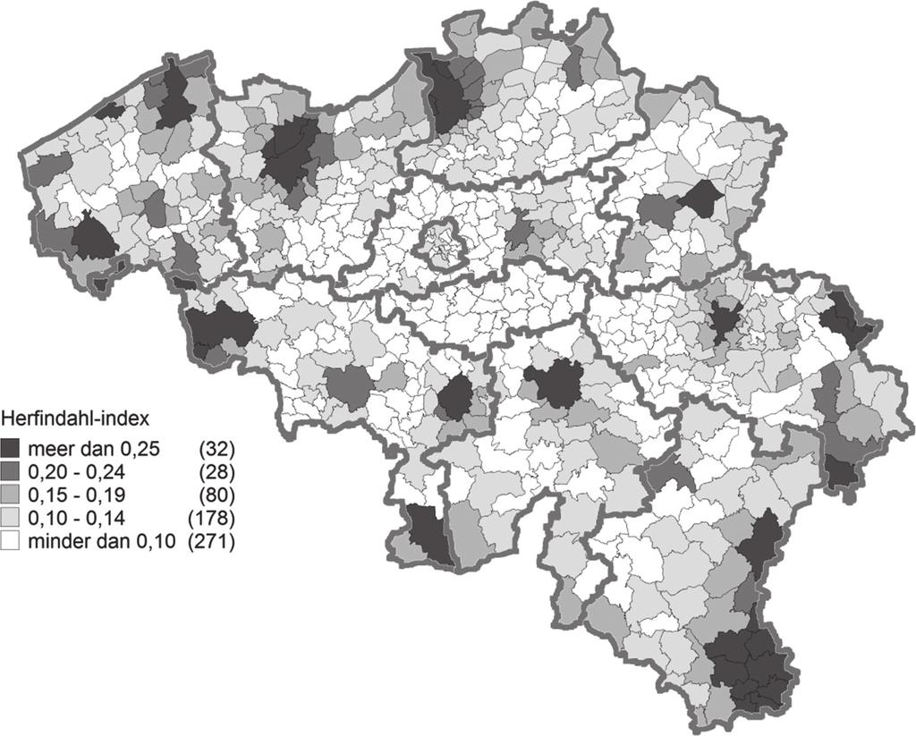 jobaanbod voor de bevolking die er woont (Vanderbiesen, 2010). Het gaat tevens om gemeenten met een uitgaande pendel die zich in sterke mate concentreert op een specifieke knooppuntgemeente.