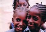 Onderwijs voor aidswezen en straatkinderen in Katutura, Namibië Stichting Pappa werkt via de Child Development Foundation en zorgt dat 100 aidswezen en straatkinderen in Katutura, Windhoek, naar